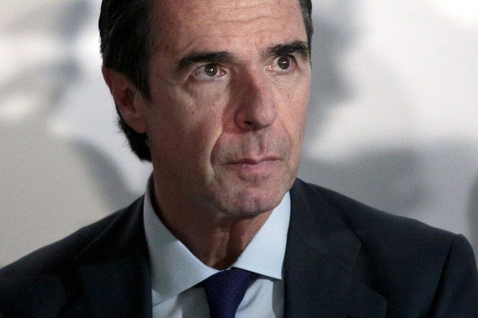 ministro da Indústria de Espanha, José Manuel Soria, demitiu-se do cargo