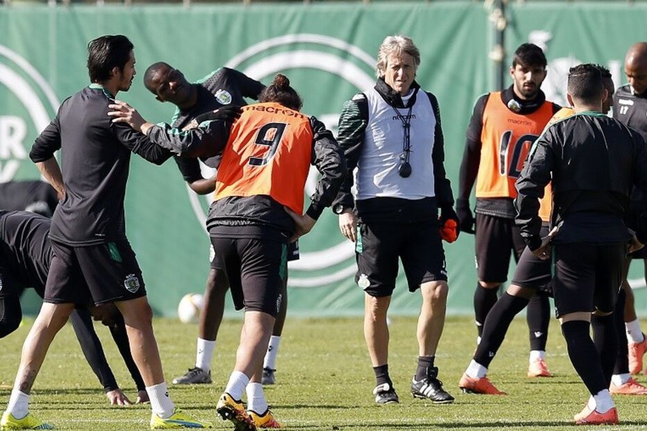 Sporting, Jorge Jesus, Benfica, Liga dos Campeões, Bayern Munique, Vitória de Setúbal, Estádio da Luz, Moreira de Cónegos, Bruno Paixão, futebol