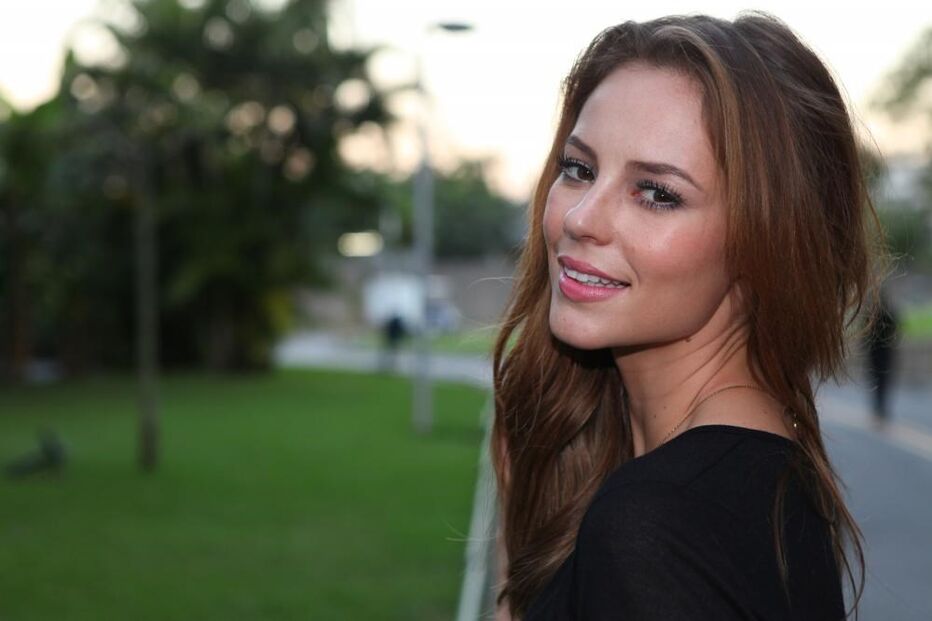 Paola Oliveira, famosos, Brasil, Neymar