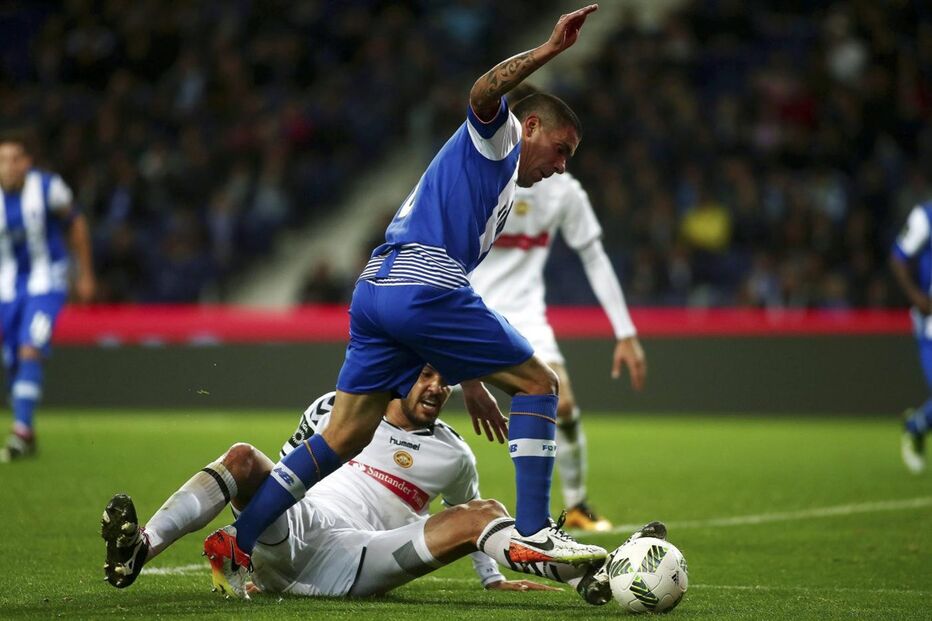 Maxi Pereira, fc porto, desporto, futebol 