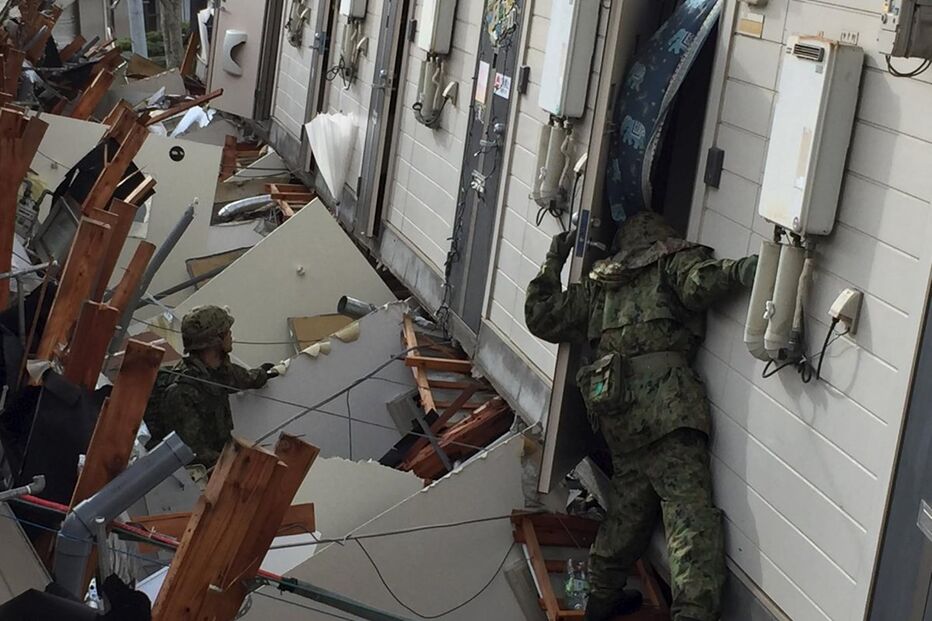 18-04-2016_11_42_13 x12.jpg