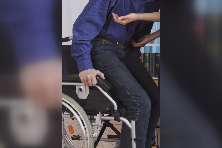 19-04-2016_23_37_36 Still0419_00000.jpg