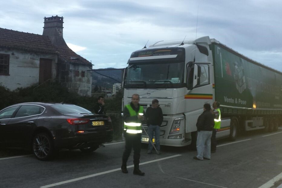 Amélia de Jesus, Maserati, euromilhões, despiste, acidente, Maserati Quatroporte