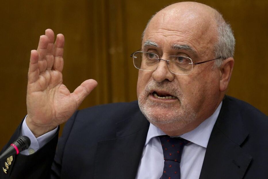 Luís Capoulas Santos, Governo, carne de porco, suinicultores, economia, negócios e finanças, economia (geral)