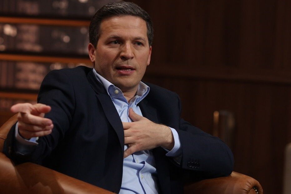 Marco Belo Galinha, Shark Tank, SIC, Manuel Barbeiro Costa, Tabaqueira Bel, Barbeiro, Costa, Eunice Penas