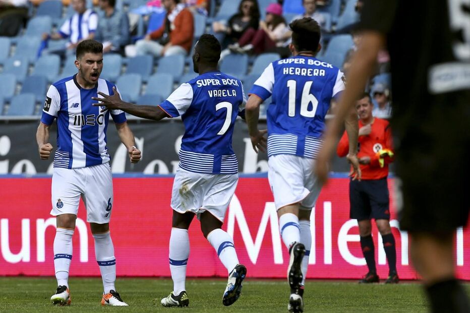 Académica, FC Porto, ao minuto, futebol, I Liga, Coimbra, José Peseiro, Iker Casillas, Casillas