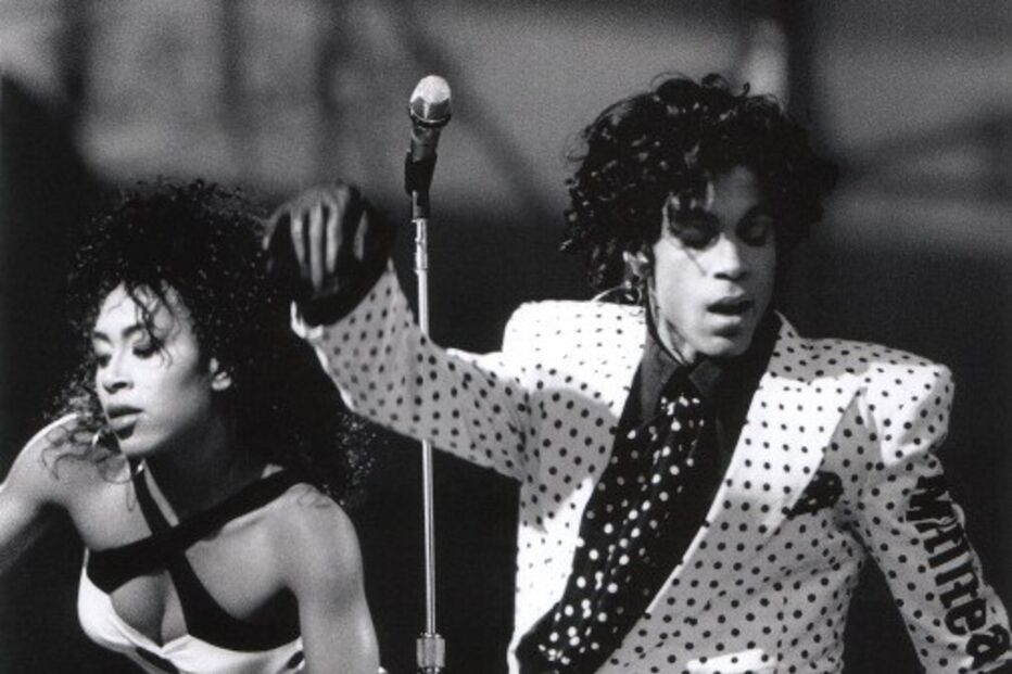 24-04-2016_14_44_46 cat glover Rob Verhorst Redferns.jpg