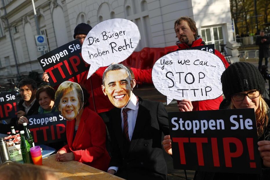 24-04-2016_18_22_14 x12 KAI PFAFFENBACH reuters.jpg