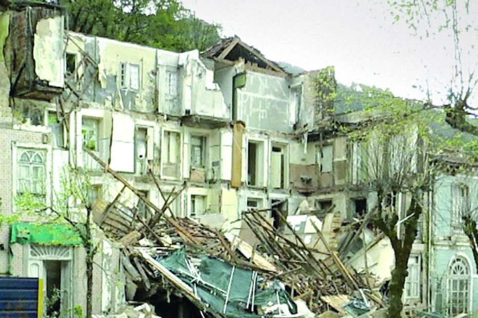 trânsito, Gerês, derrocada, hotel, Câmara Municipal de Terras de Bouro