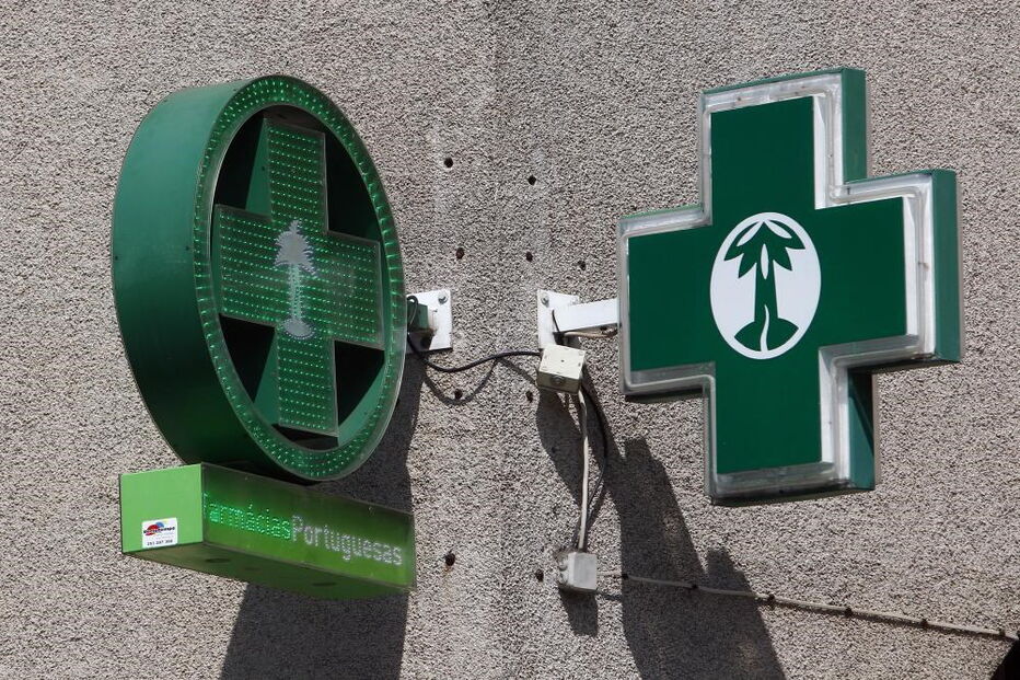 prisão, assalto, liberdade  condicional, cadastro, farmácias, faca, Lisboa, Loures