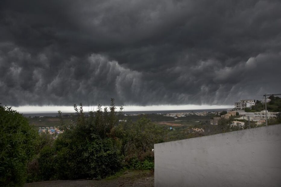 Céu nublado, primavera