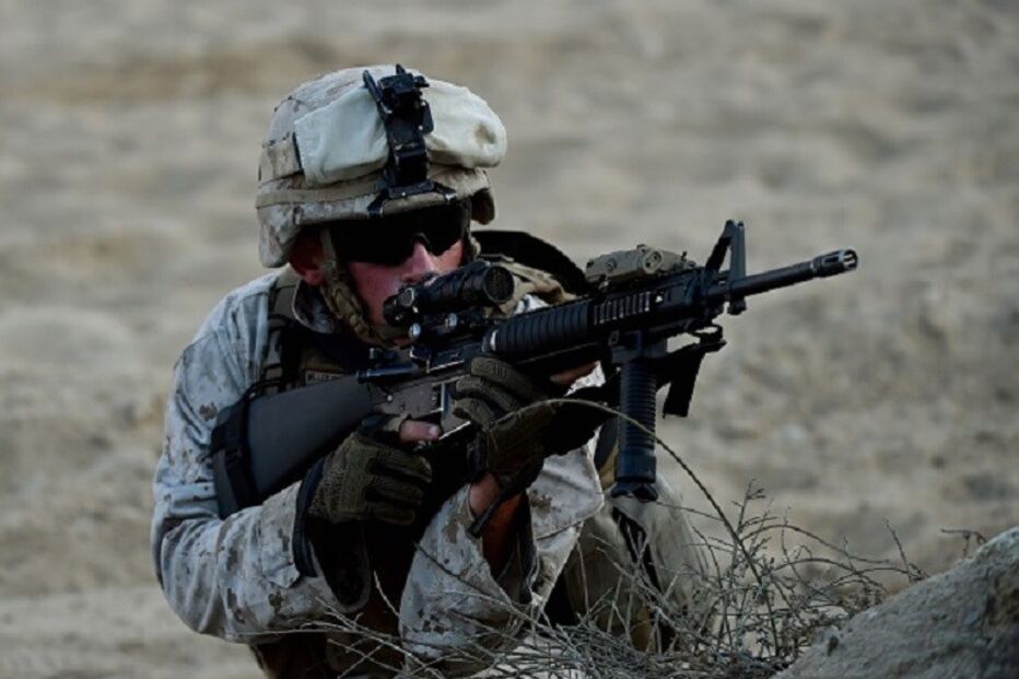 Estados Unidos, instituto Harris, Nate Christensen, defesa, marinha, tatuagens