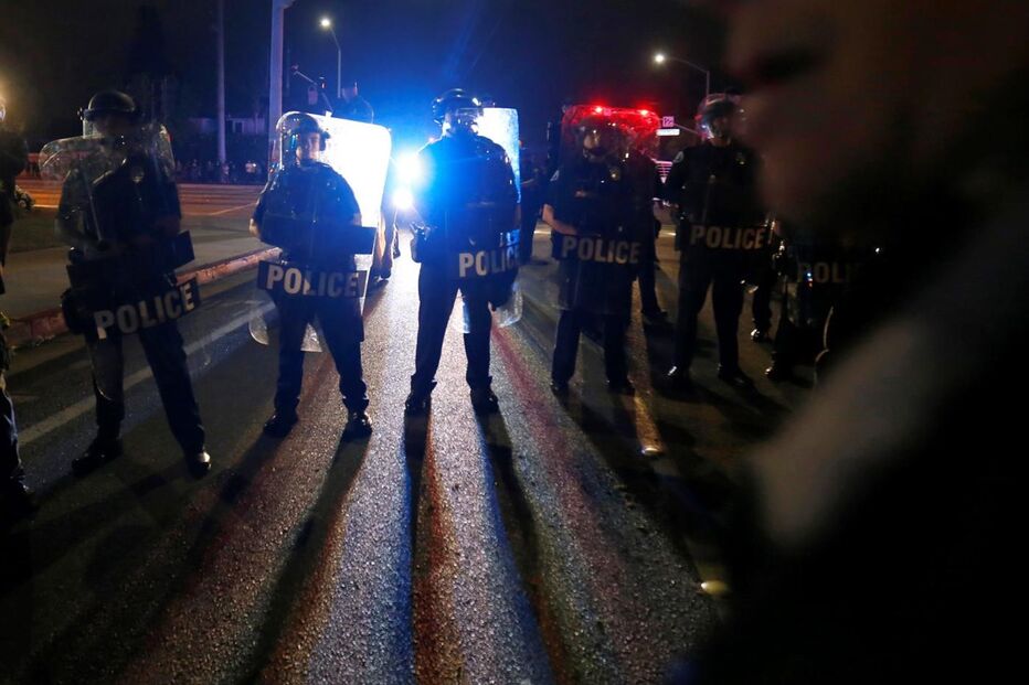 Donald Trump, confrontos, comício, Califórnia, política, Orange County