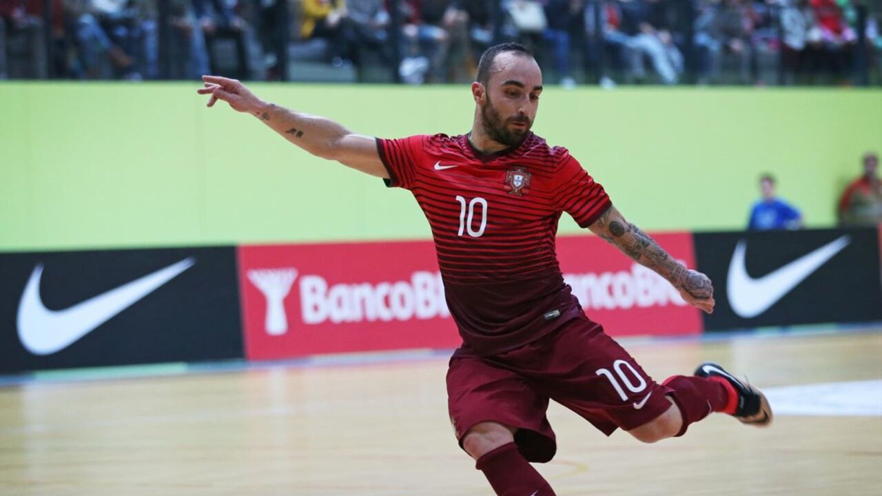 Ricardinho eleito pela quarta vez o melhor jogador do mundo de futsal