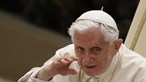 Papa Bento XVI admite presença, negada antes, em reunião sobre abuso sexual por padre 