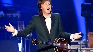 Paul McCartney acusa John Lennon de ter instigado a separação dos The Beatles