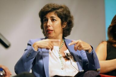 Bárbara Reis, Público, media