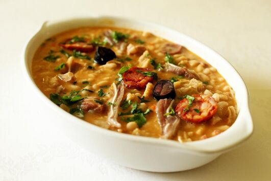 Tripas, Porto, tripas à moda do Porto, calorias, hambúrguer, batatas fritas, fast-food, Universidade do Porto