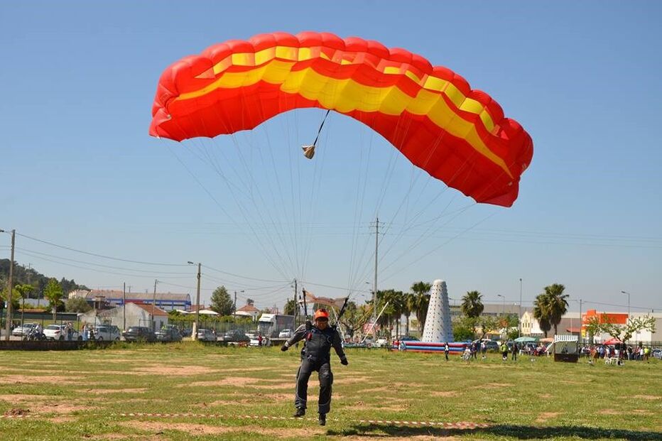 Taça de Portugal, paraquedismo, Santarém, Chamusca, Festa da Ascensão, Paraclube Os Boinas Verdes, Skydive British Bar