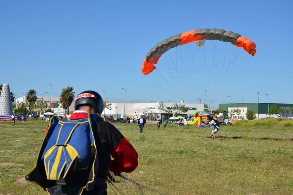 Taça de Portugal, paraquedismo, Santarém, Chamusca, Festa da Ascensão, Paraclube Os Boinas Verdes, Skydive British Bar