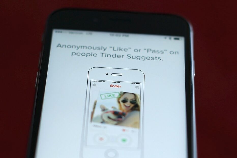 Tinder, tumor, tumor cerebral, Facebook, app, aplicações, aplicação para encontros