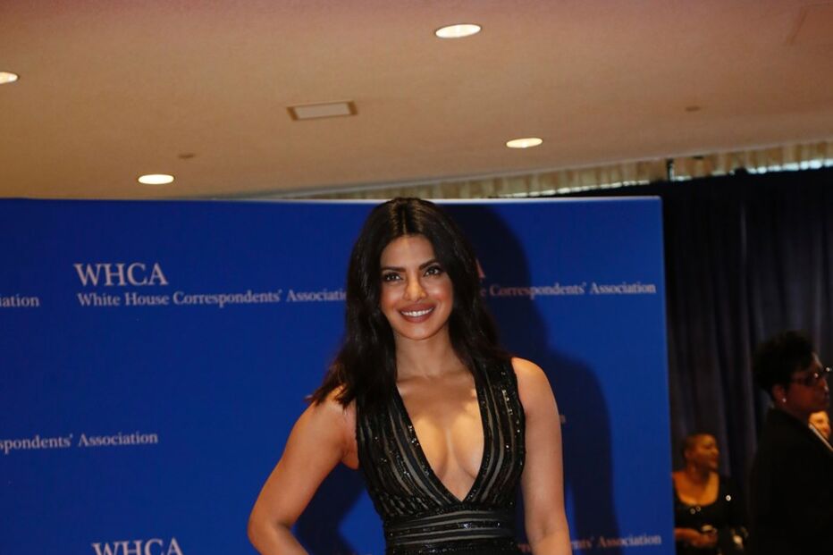 Jantar de Correspondentes, Casa Branca, estilo, vestidos, glamour, elegância, mulheres, Priyanka Chopra