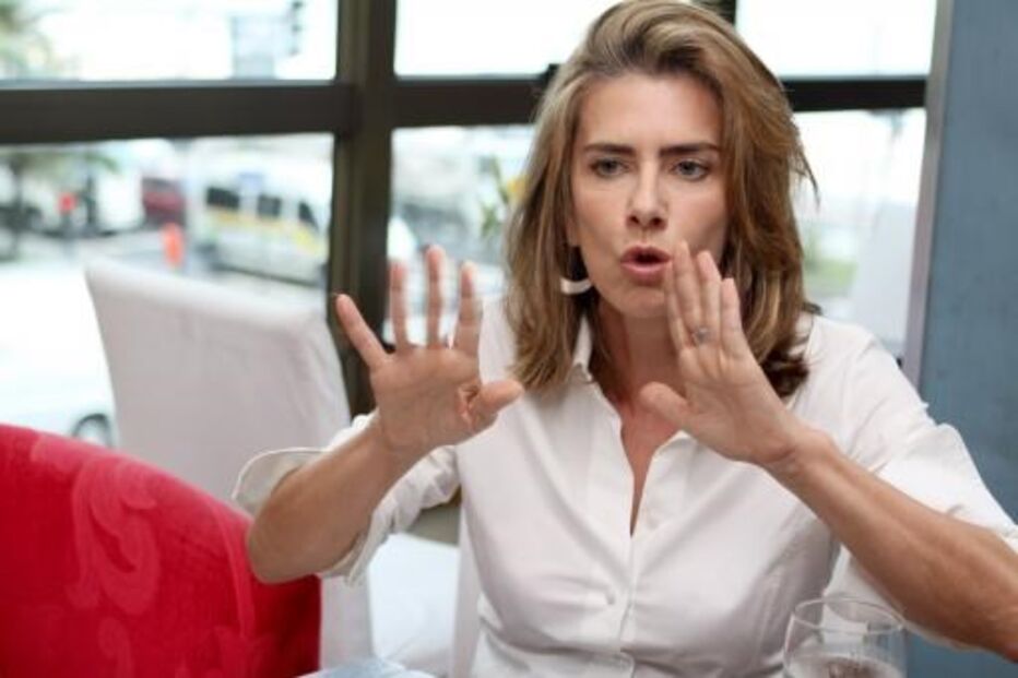 Maitê Proença, TV Globo, nua, novela