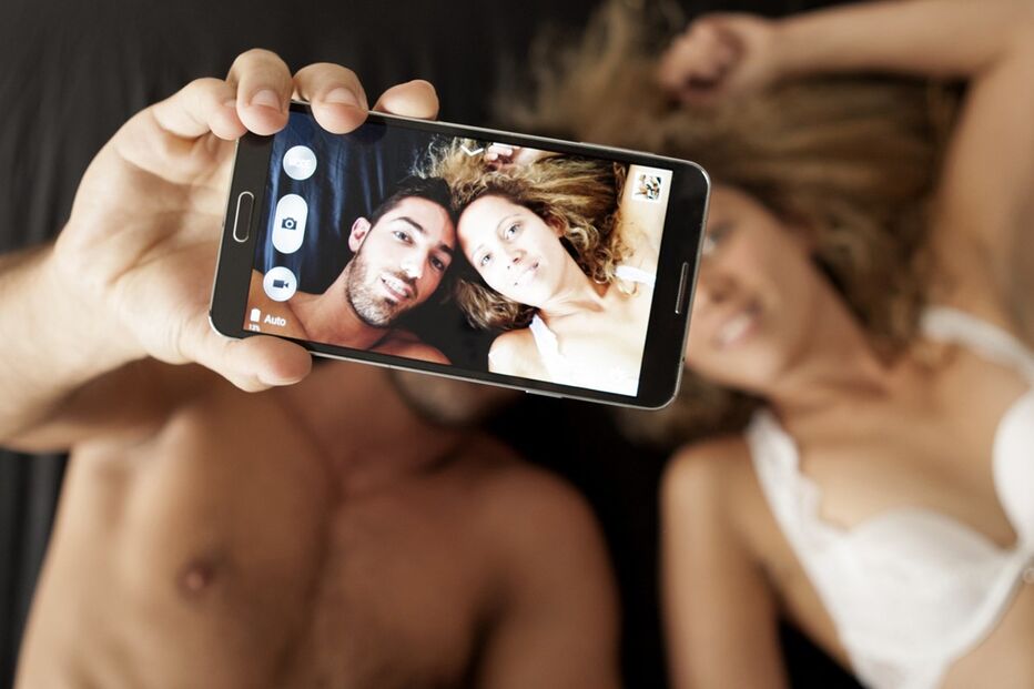 06-05-2016_12_58_46 o-COUPLE-BEDROOM-PHONE-facebook.jpg