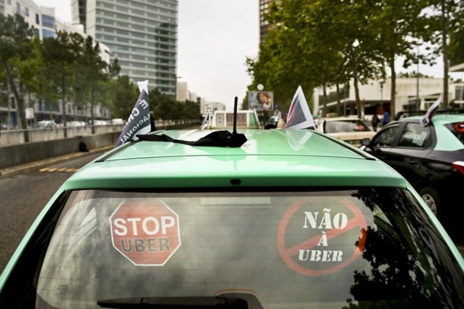 Governo, secretário de Estado Adjunto e do Ambiente, José Mendes, táxis, uber