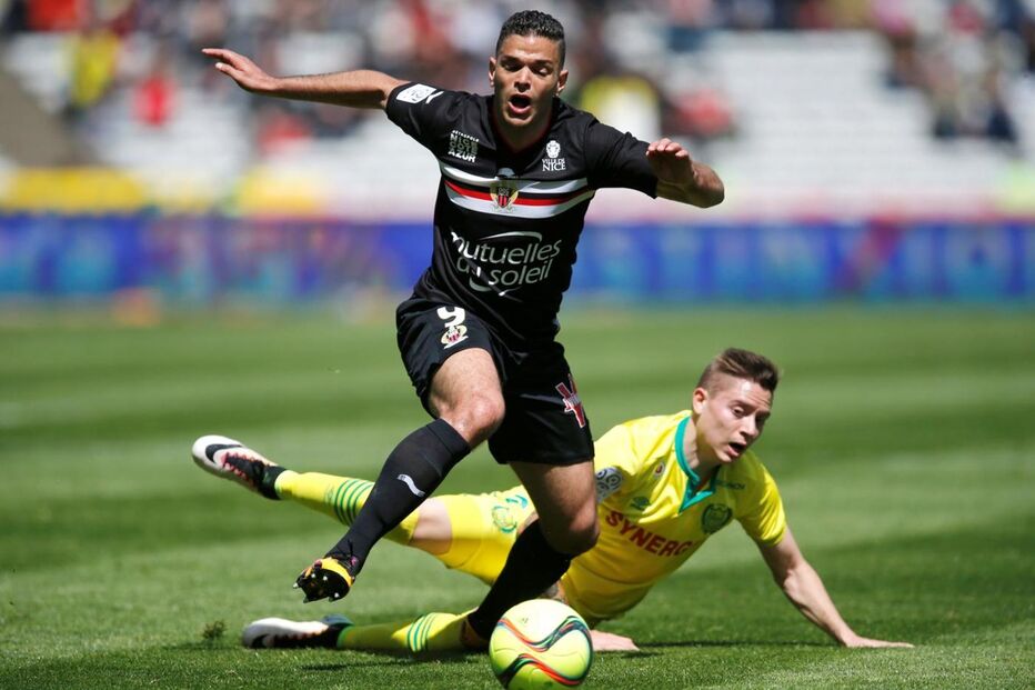 Ben Harfa, Nice, Barcelona, Desporto