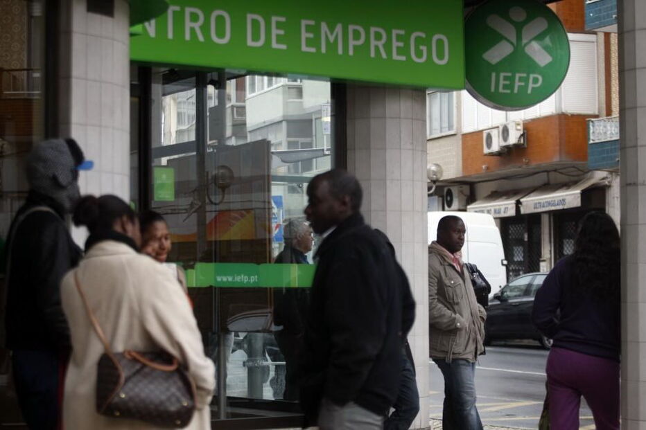 Instituto Nacional de Estatística, desemprego