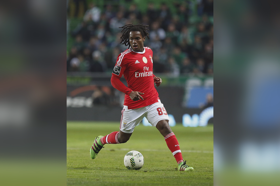 12-05-2016_01_22_09 Still0512_00001.jpg