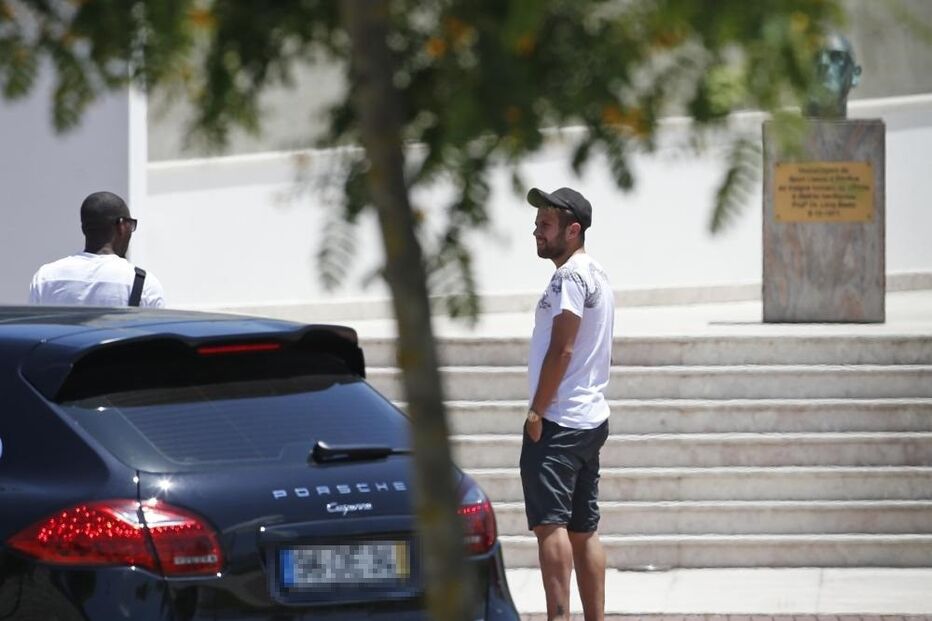 Porsche, Benfica, futebol, PJ, Polícia Judiciária, Lisboa, Miralem Sulejmani, Porsche Cayenne