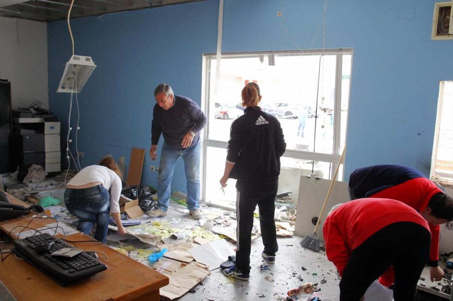 gang, atm, Pinhal Novo, gás, piscinas