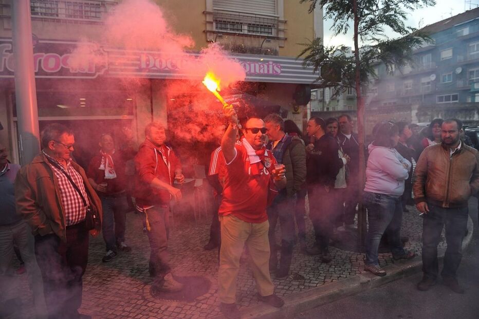 Benfica, futebol, adeptos, Salir de Matos, Caldas da Rainha, Tiago José Ribeiro, Nacional
