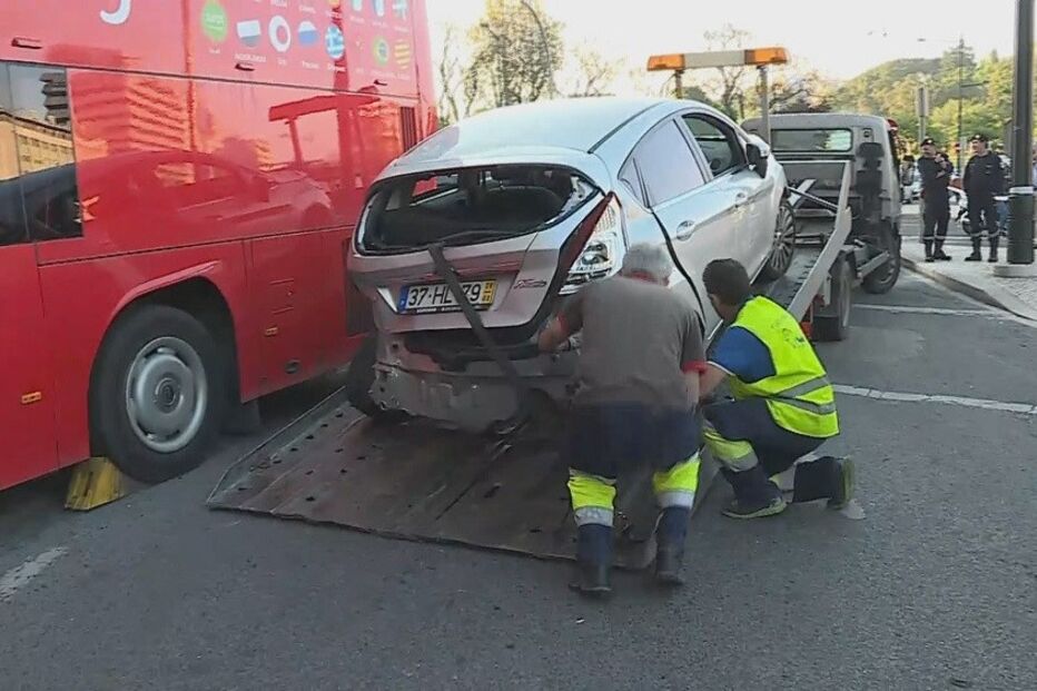Despiste, autocarro de turismo, Marquês de Pombal, acidentes e desastres, INEM