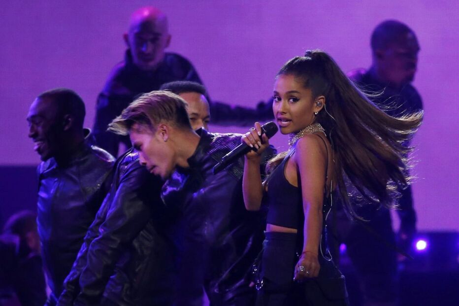 Ariana Grande, Billboard