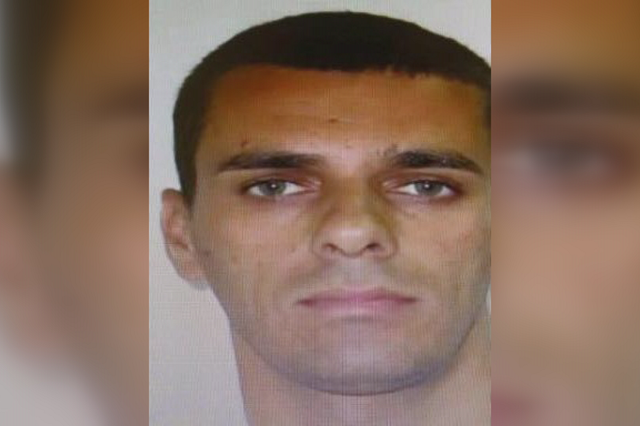 27-05-2016_21_37_26 Still0527_00004.jpg