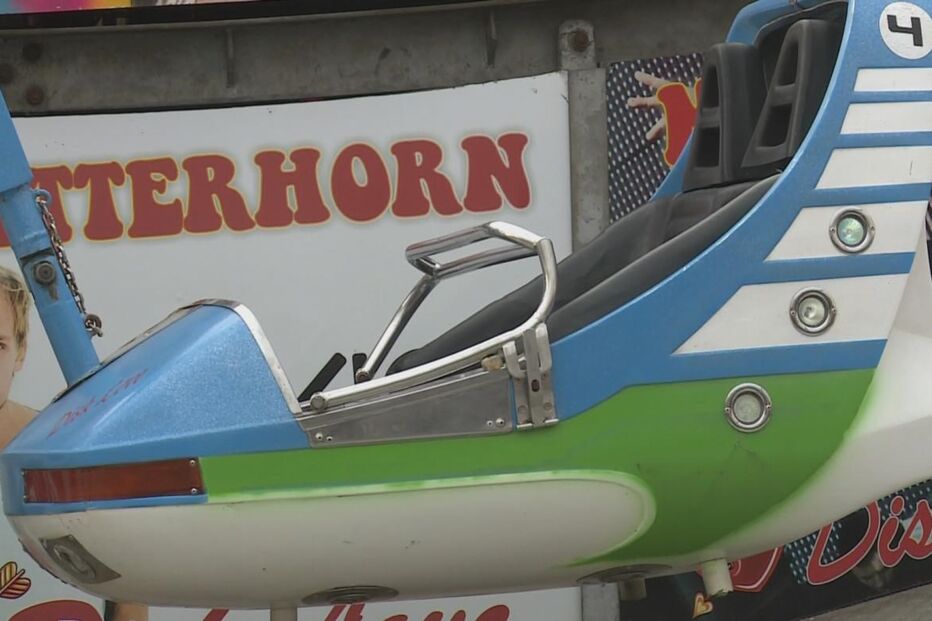 carrossel, jovem, matosinhos, acidente, morto, festas