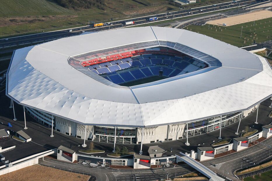 Parque Olympique Lyonnais, Lyon, futebol, desporto