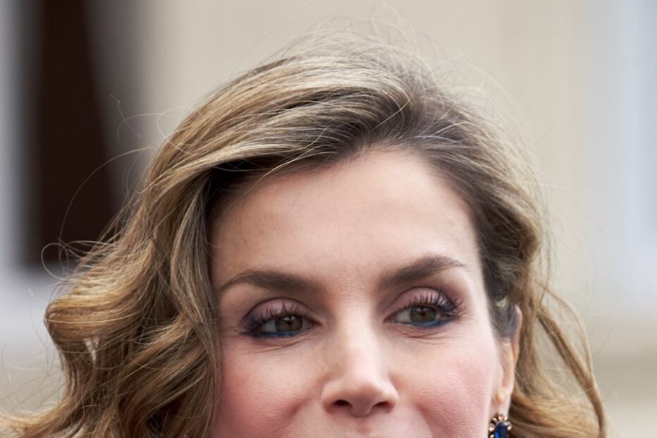 Letizia, elegância, elegante, visita, museu, look, visual, roupa