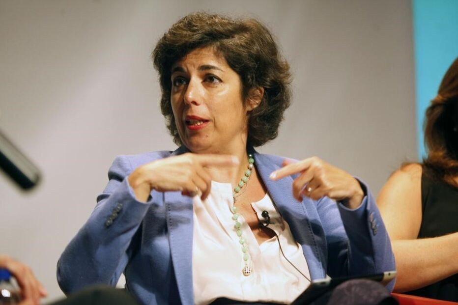 Bárbara Reis, Público, media