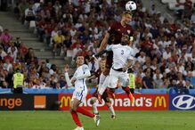 11-06-2016_22_04_00 yves herman.jpg