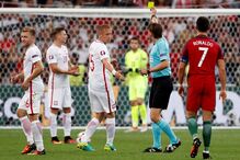 30-06-2016_21_28_53 2016-06-30T202632Z_110319992_MT1ACI14464271_RTRMADP_3_SOCCER-EURO-POL-POR.JPG