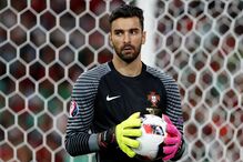 30-06-2016_21_39_02 2016-06-30T203448Z_110320488_MT1ACI14464298_RTRMADP_3_SOCCER-EURO-POL-POR.JPG