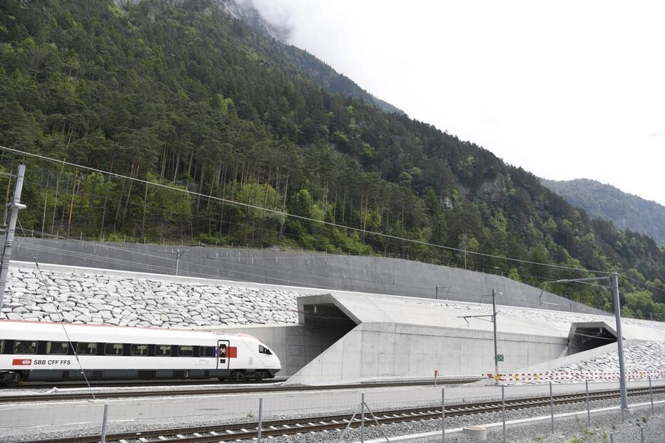 túnel, Suíça