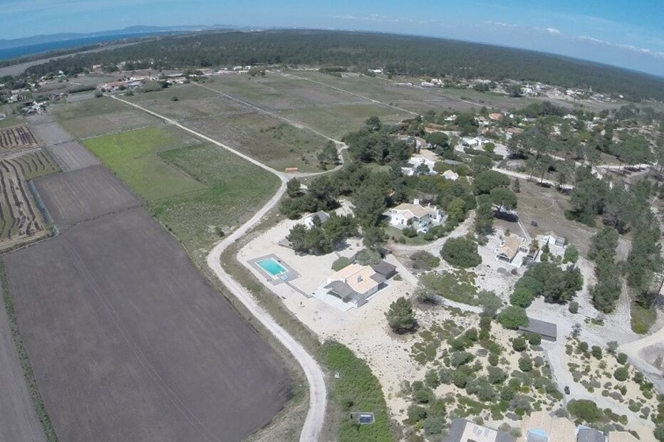 Herdade da Comporta, Grupo Espírito Santo, GES, CGD, Tribunal Central de Instrução Criminal, Fundo Especial de Investimento Fechado, Comissão do Mercado de Valores Mobiliários, CMVM