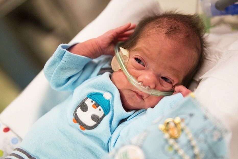 Bebés, nascimento, medicina, Hospital de São José, Lisboa, Centro Hospitalar de Lisboa Central