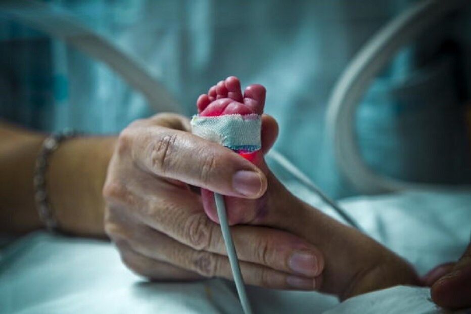 Bebés, nascimento, medicina, Hospital de São José, Lisboa, Centro Hospitalar de Lisboa Central