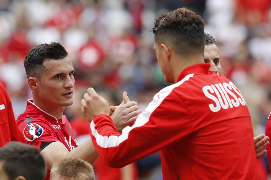 Xhaka, Granit, Taulant, Euro2016, Albânia, Suíça. Desporto, Futebol 